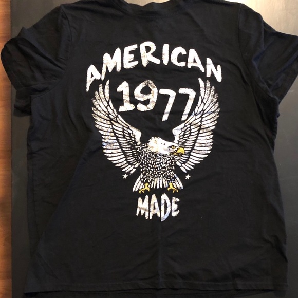 Tops - 1977 T-Shirt
